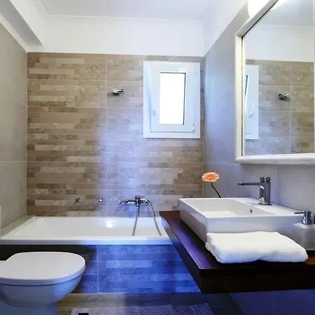 Melias, Luxurious With Superb View Of The Islands, 400 M From The Sea