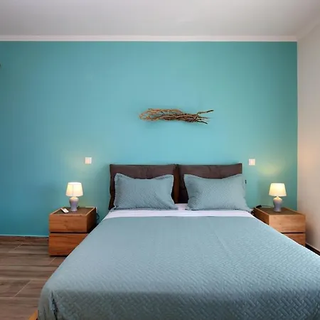 Melias, Luxurious With Superb View Of The Islands, 400 M From The Sea فيلة نيدري